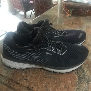 Brooks Ghost 12 Running Sneakers Black Grey Mens 11